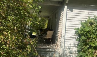 165 Dark Hollow Rd, Alderson, WV 24910