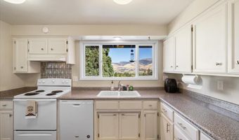 1120 Beswick Way, Ashland, OR 97520