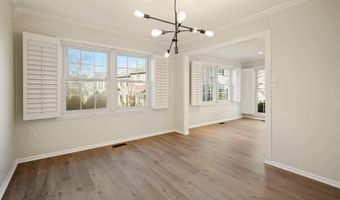 7572 WESTLAKE Ter 56, Bethesda, MD 20817