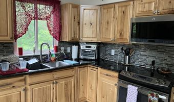 186 Elmwood Dr, Albrightsville, PA 18210