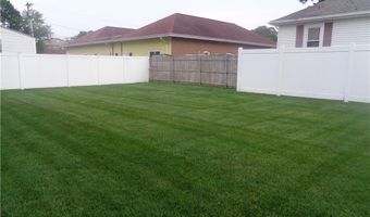 176 Vernon St, Warwick, RI 02889