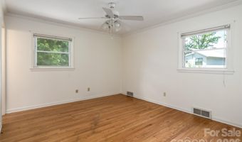 52 Blake Dr, Arden, NC 28704