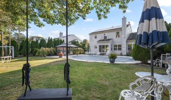 126 Manhattan Ave, Bayville, NJ 08721