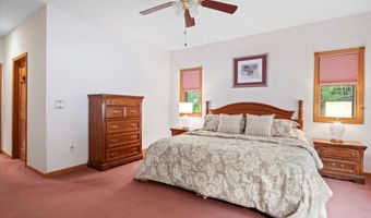 536 E Shore Dr, Adirondack, NY 12808