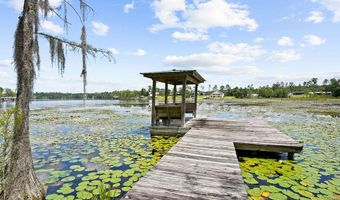 2684 LAKEVIEW Cir, Alford, FL 32420