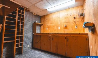 2105 N St St, Aurora, NE 68818