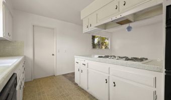 1543 Mobil Ave, Camarillo, CA 93010