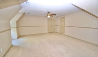 1689 Peppertree Dr, Alcoa, TN 37701