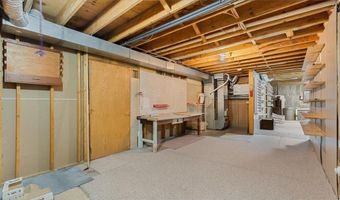 1502 Armstrong Cir NW, Alexandria, MN 56308