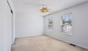 1439 Greenfield Crossing Ct, Ballwin, MO 63021