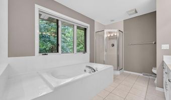 5706 Kilkenny Pl, Fitchburg, WI 53711