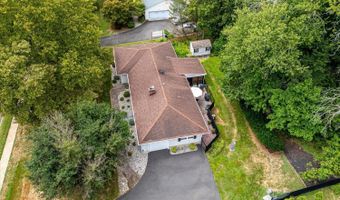 240 Dwight Rd, Middletown, NJ 07748