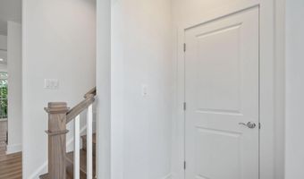 7404 ROCKY CREEK Ter, Annandale, VA 22003