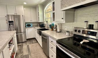 325 Seals Rd, Annville, KY 40402