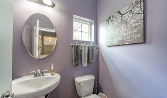 5825 Somerset Blvd E, Bargersville, IN 46106