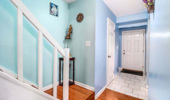 93 Park Ave 1204, Danbury, CT 06810