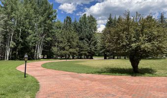 225 S OAK Way, Glenwood Springs, CO 81601