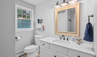 117 Mesa Dr, North Kingstown, RI 02852
