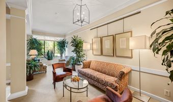 2100 LANGSTON Blvd 112, Arlington, VA 22201