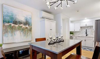 75 Pelham St A, Newport, RI 02840