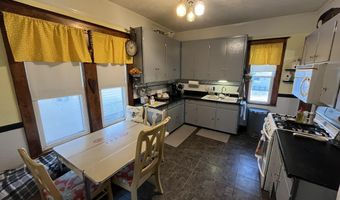 623 N 2nd St, Aberdeen, SD 57401