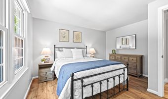 37 Birchwood Cir, Bedford, NH 03110