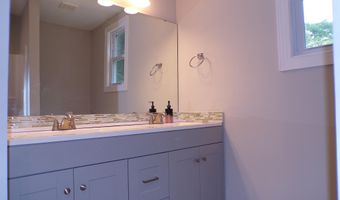 407 Green St, Belton, SC 29627