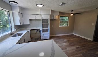 713 N Spears St, Alvarado, TX 76009