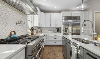 340 Back 9 Dr, Baneberry, TN 37890