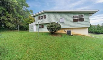 102 OLYMPIA Dr, Claymont, DE 19703