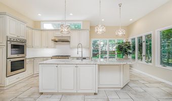 34 Southside Ave, Atlantic Highlands, NJ 07716