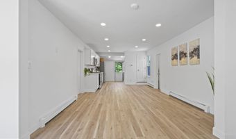 310 East Rd, Belford, NJ 07718