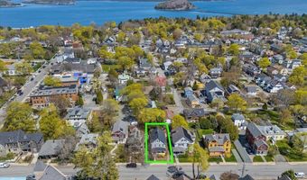 22 Ledgelawn Ave, Bar Harbor, ME 04609