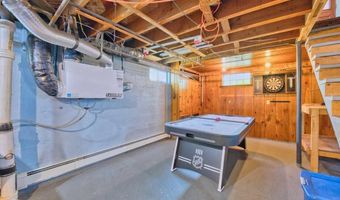 305 Central Ave W, Aurora, MN 55705