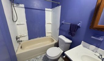 13 Larkspur Ct, Bedminster, NJ 07921