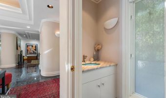 2639 GREENBRIAR Ln, Annapolis, MD 21401