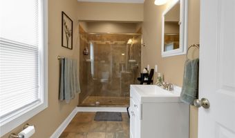 73 John St, Newstead, NY 14001
