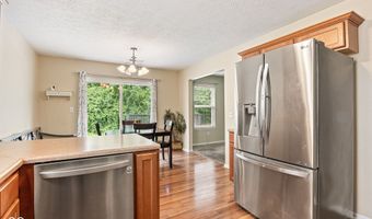 892 Flying Sun Dr, Avon, IN 46123