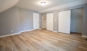 42448 N Lake Ave, Antioch, IL 60002
