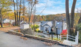 340 W Lakeshore Dr, Alloway, NJ 07422