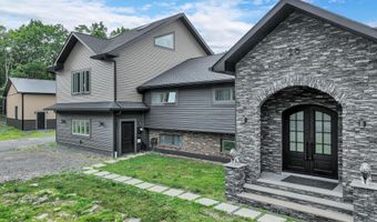 20 Gower Rd, Albrightsville, PA 18210