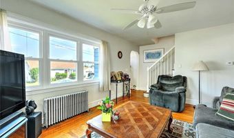 141 Cornell St, Cranston, RI 02920