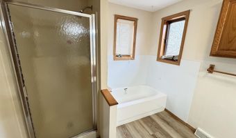 922 Elk Ave, Adams, WI 53910