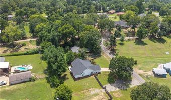 1121 Bourland St, Arkoma, OK 74901