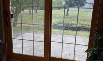 260 Voyager Dr, Alexandria, MN 56308