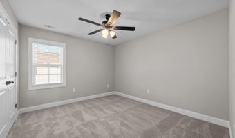 853 Mulligan Dr, Ayden, NC 28513