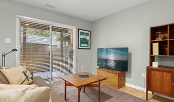 19 MICA Ct, Baltimore, MD 21209