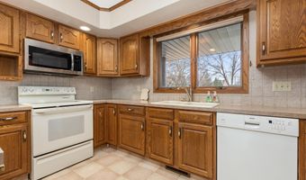 1402 N Arch St, Aberdeen, SD 57401