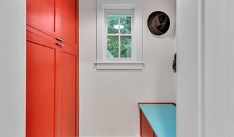 436 Pinewood St, Ann Arbor, MI 48103