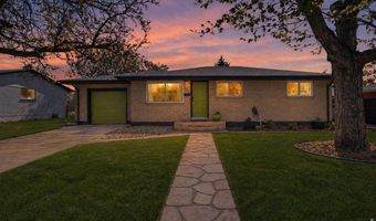 6518 Xavier St, Arvada, CO 80003